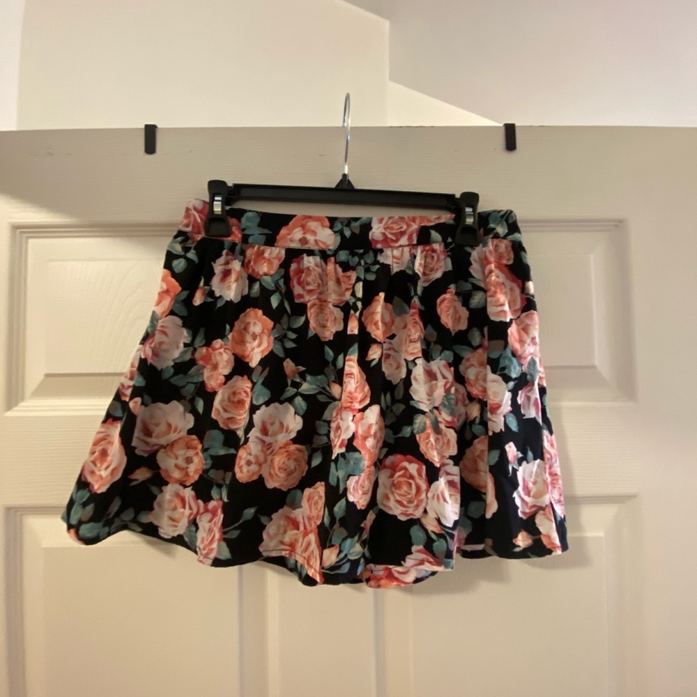 Floral skort